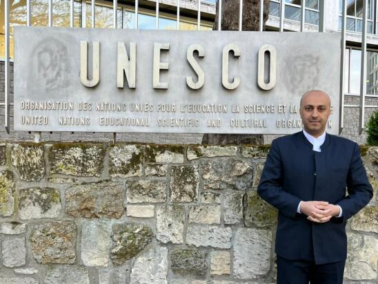 Dr.Reza Yadegari